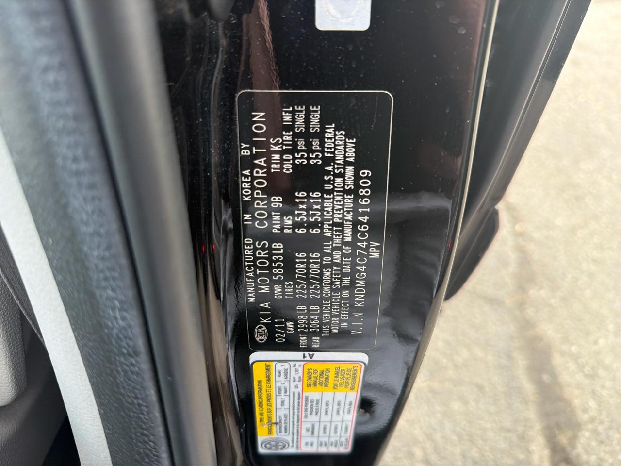 Kia Sedona 4dr Wgn LX 2012
