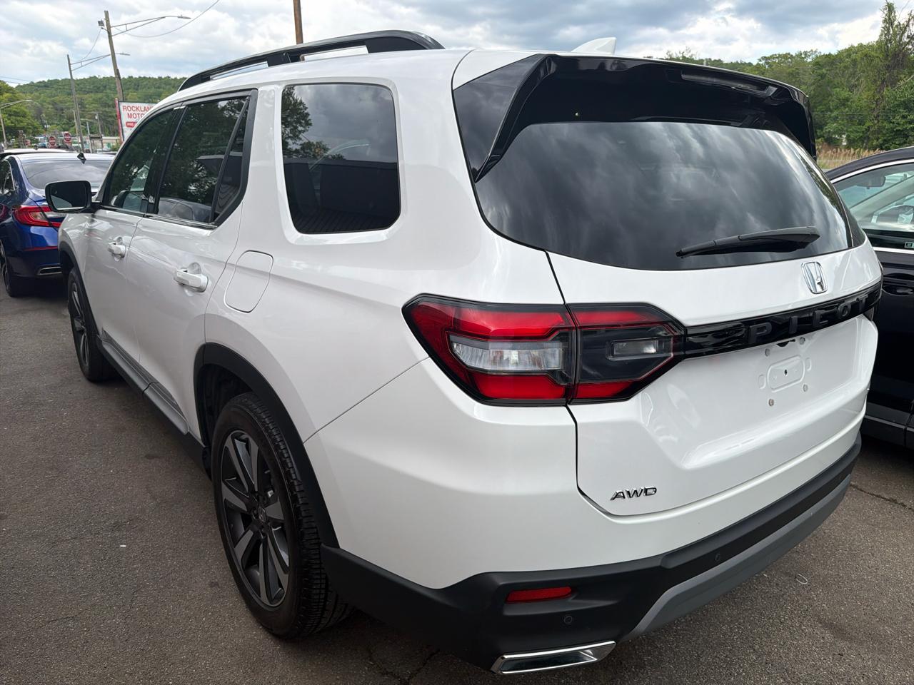 Honda Pilot Touring AWD 2024