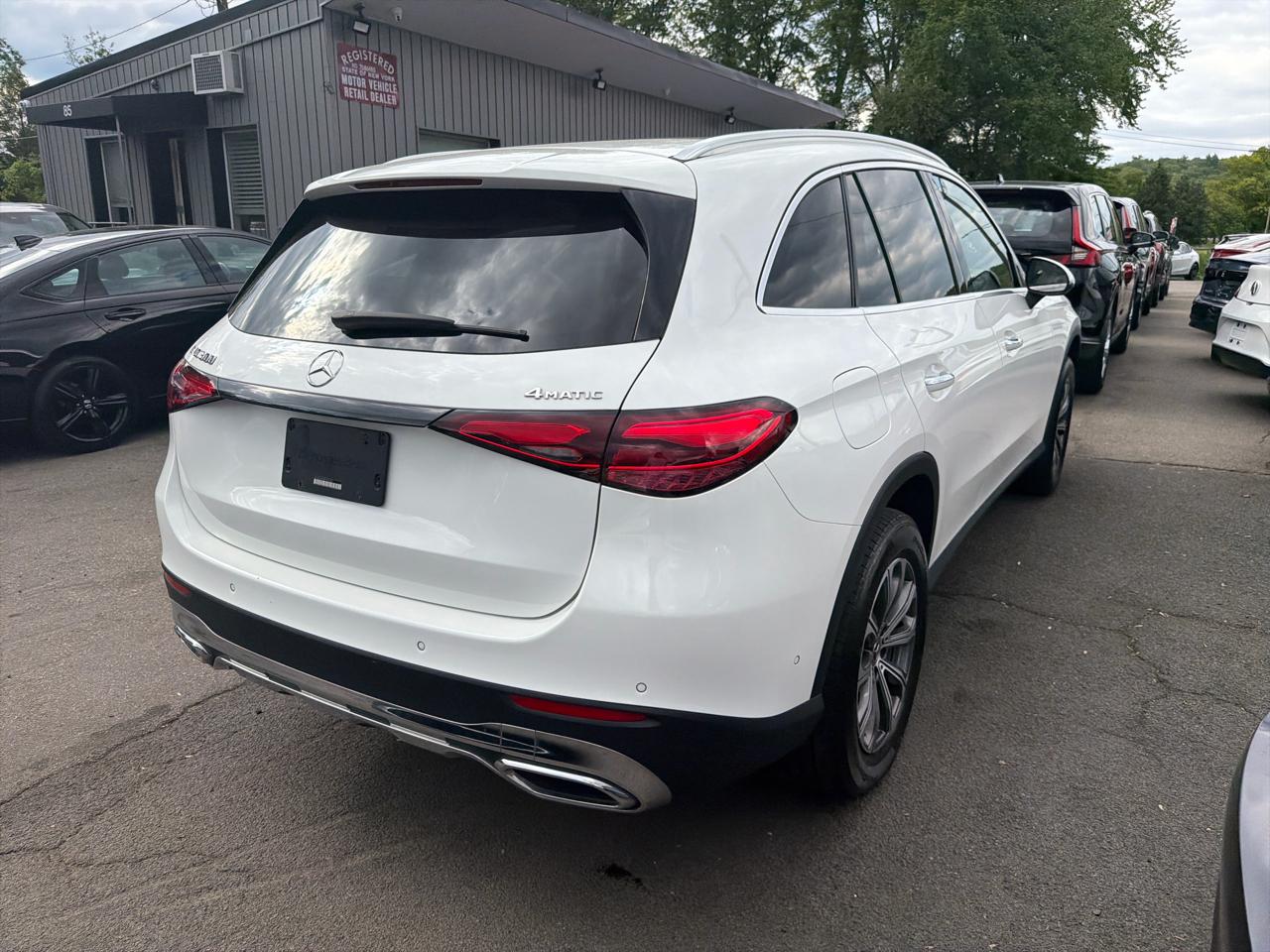 Mercedes-Benz GLC GLC 300 4MATIC SUV 2023