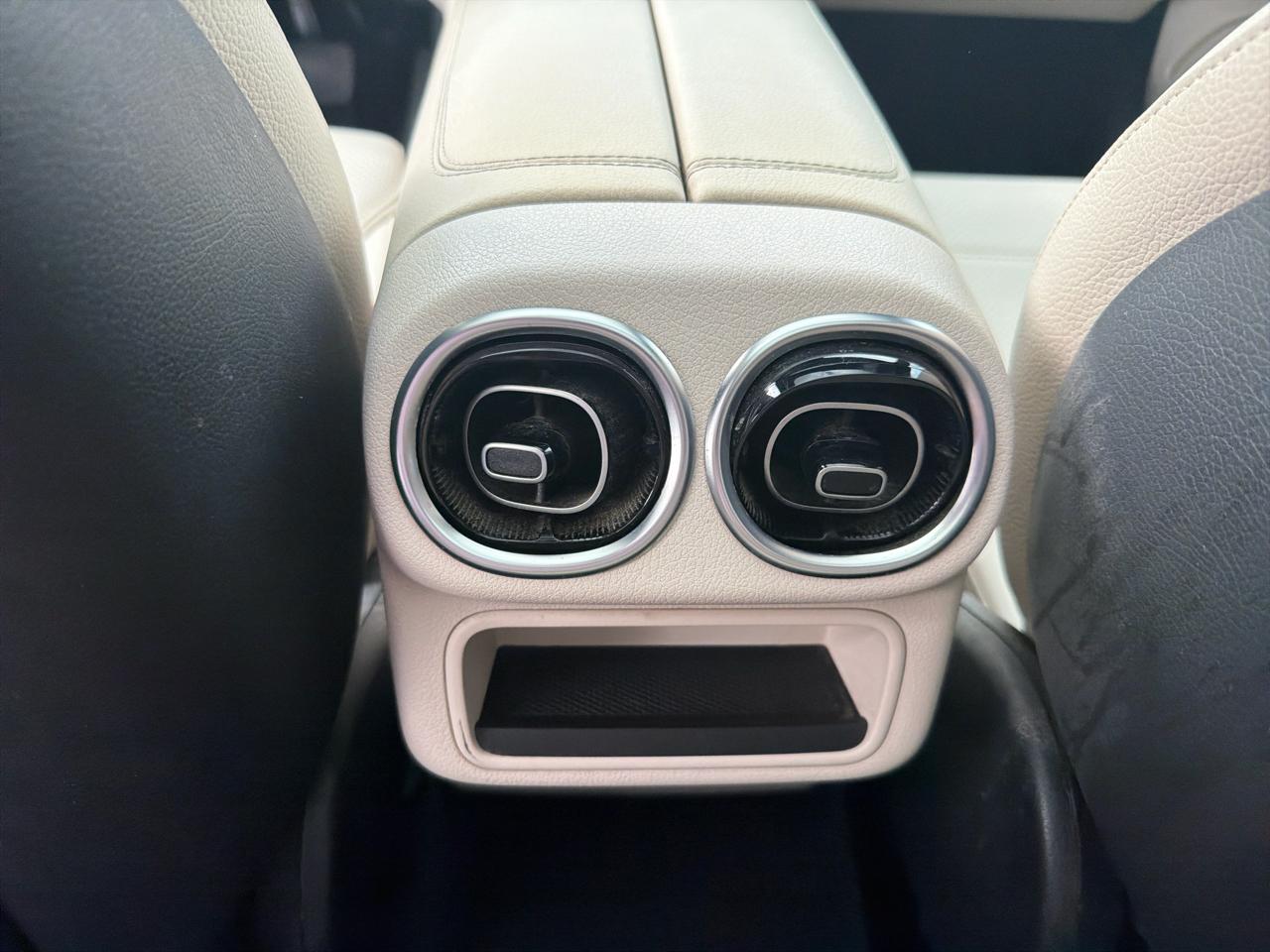 Mercedes-Benz GLC GLC 300 4MATIC SUV 2023