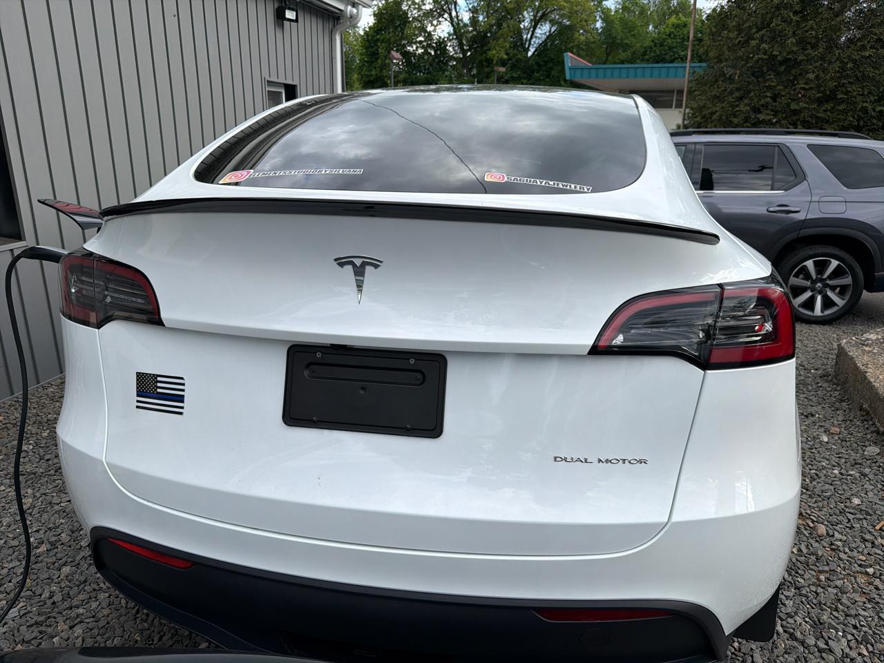Tesla Model Y Long Range AWD 2024