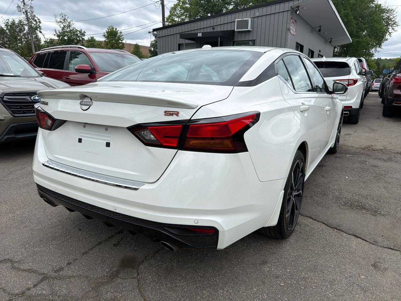 Nissan Altima 2.5 SR Sedan 2023