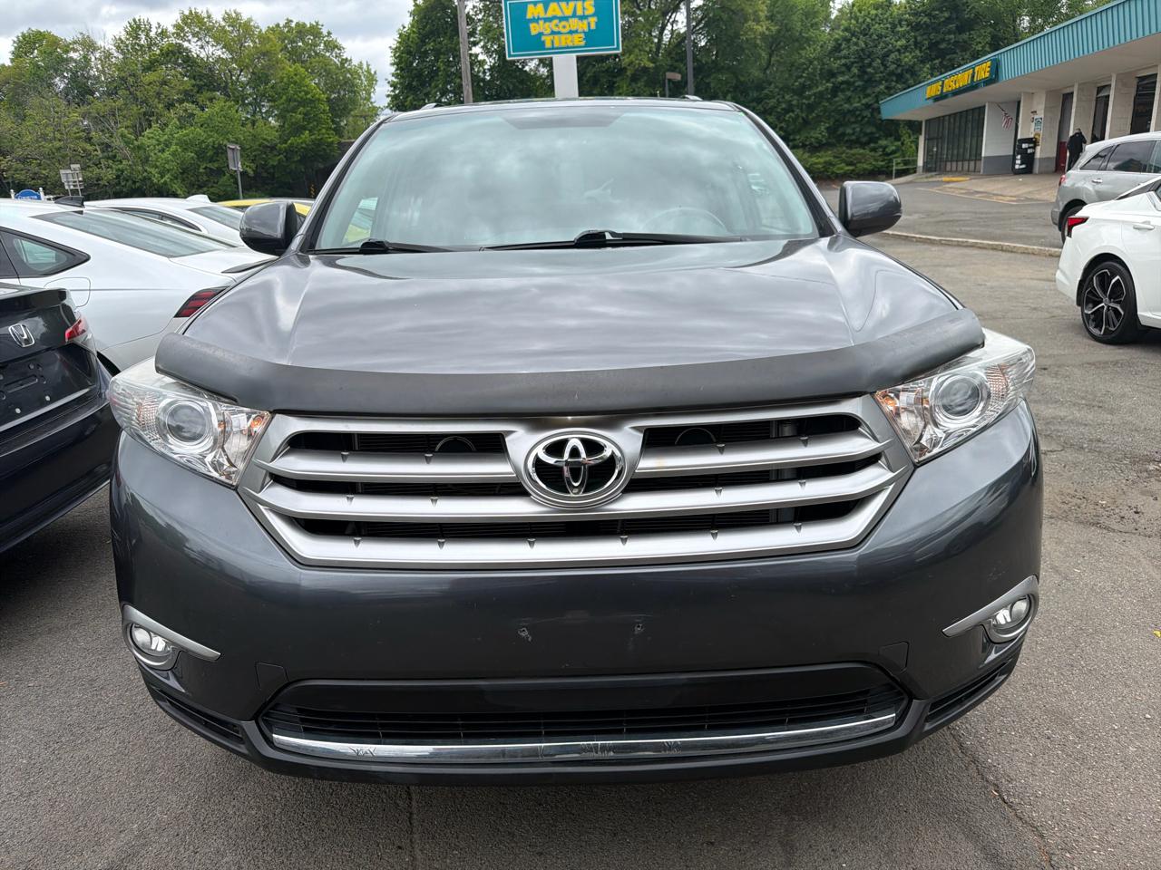 Toyota Highlander 4WD 4dr V6 (Natl) 2012