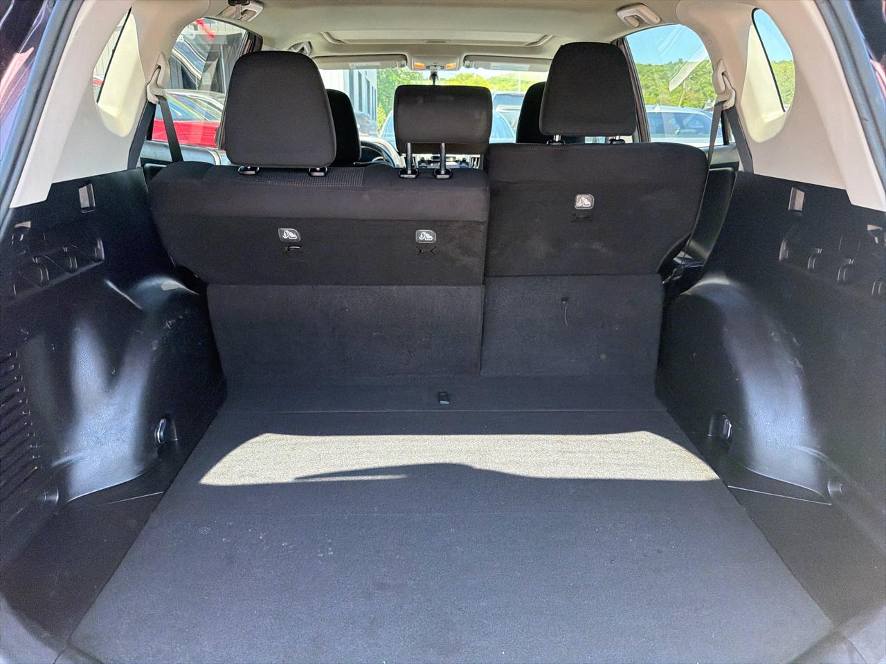 Toyota RAV4 AWD 4dr XLE (Natl) 2016