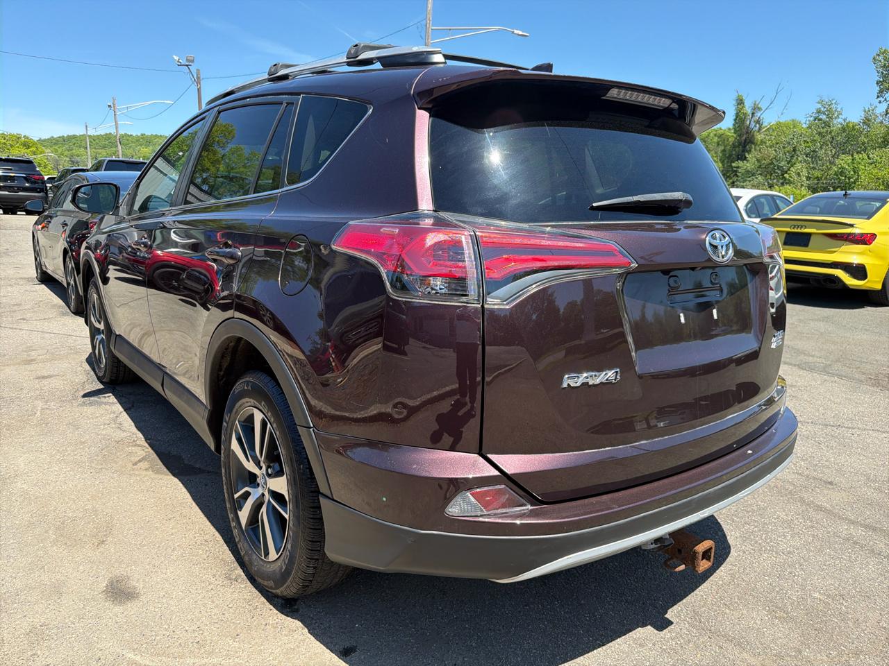 Toyota RAV4 AWD 4dr XLE (Natl) 2016