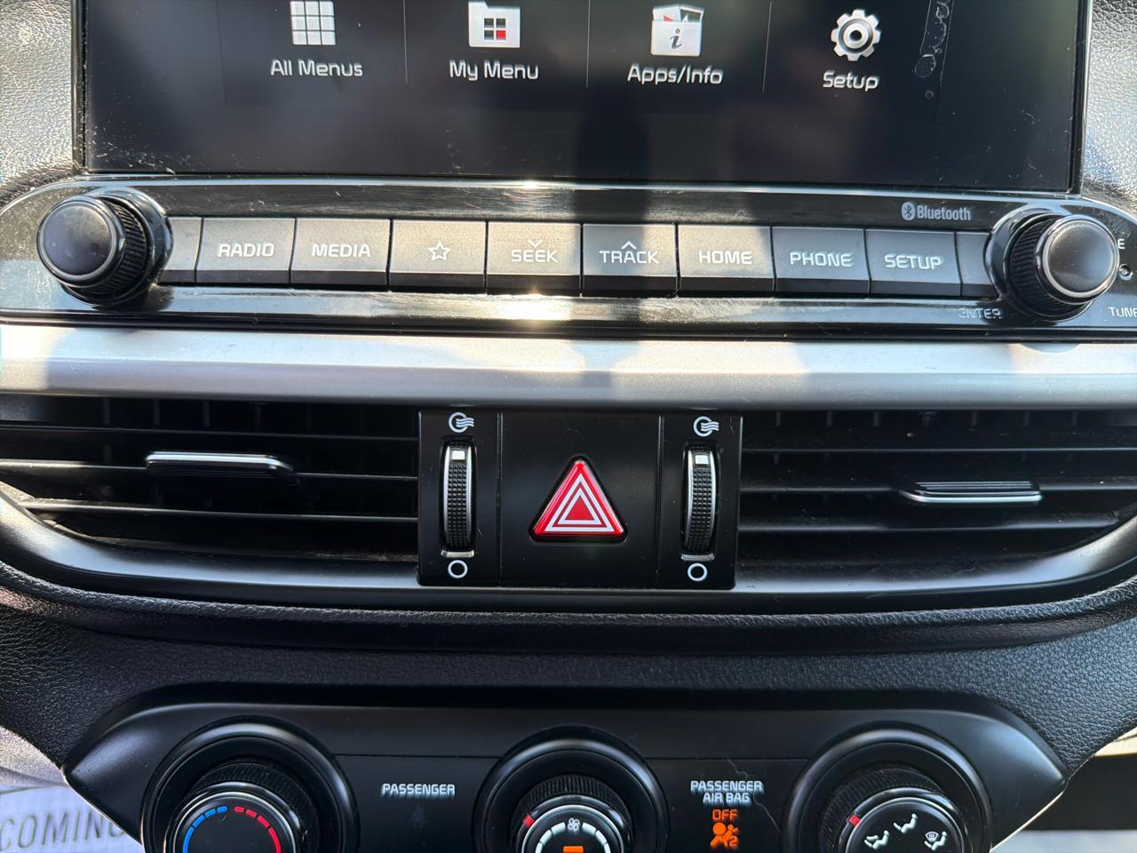 Kia Forte LXS IVT 2021