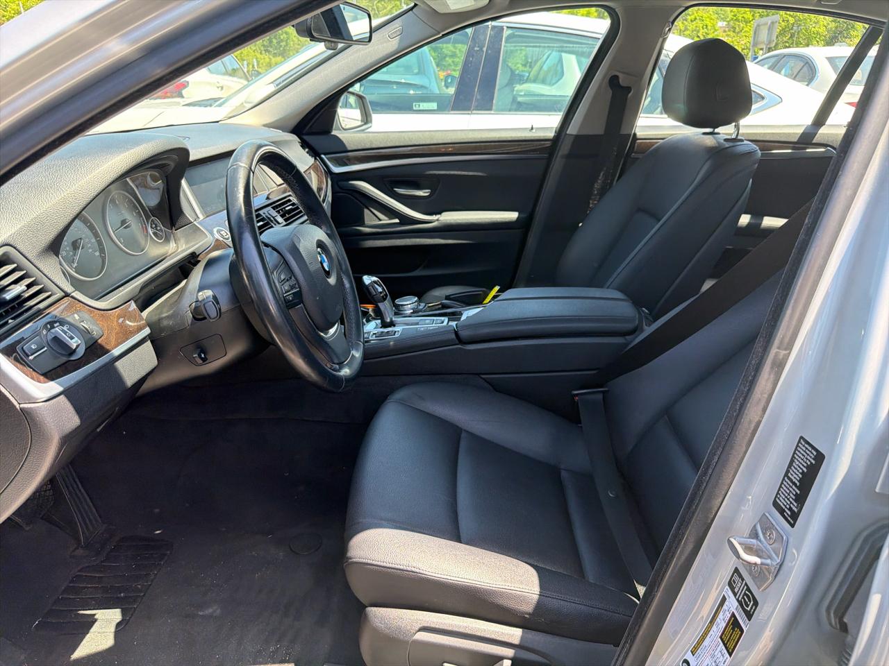 BMW 5 Series 4dr Sdn 528i xDrive AWD 2015