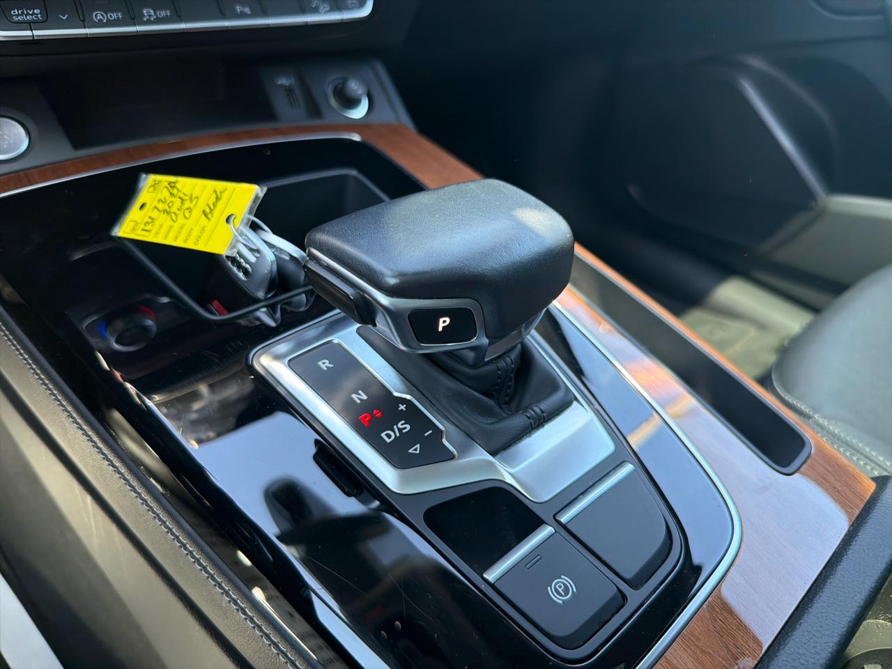 Audi Q5 Premium Plus 45 TFSI quattro 2021