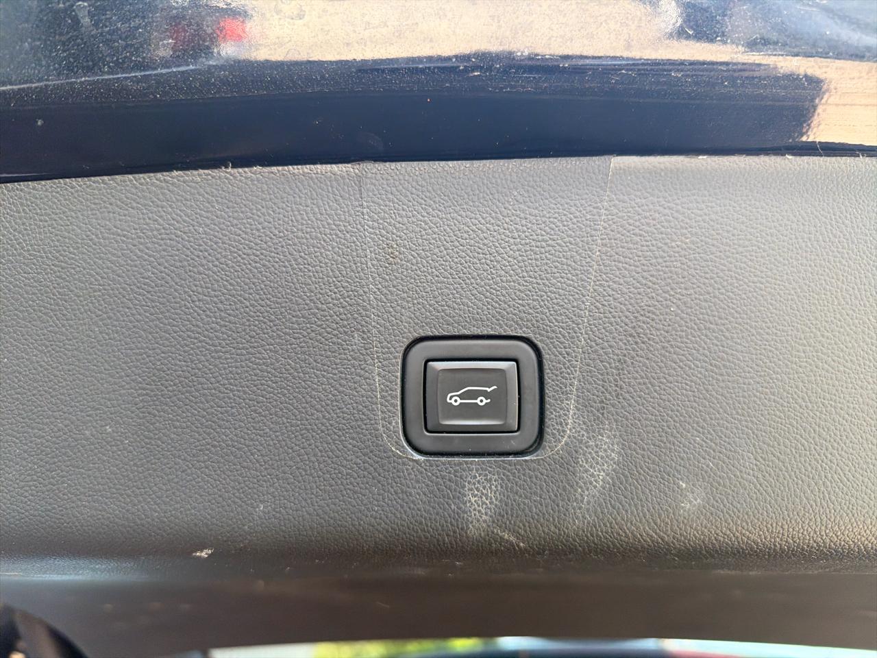 Chevrolet Traverse FWD 4dr LT Cloth w/1LT 2023