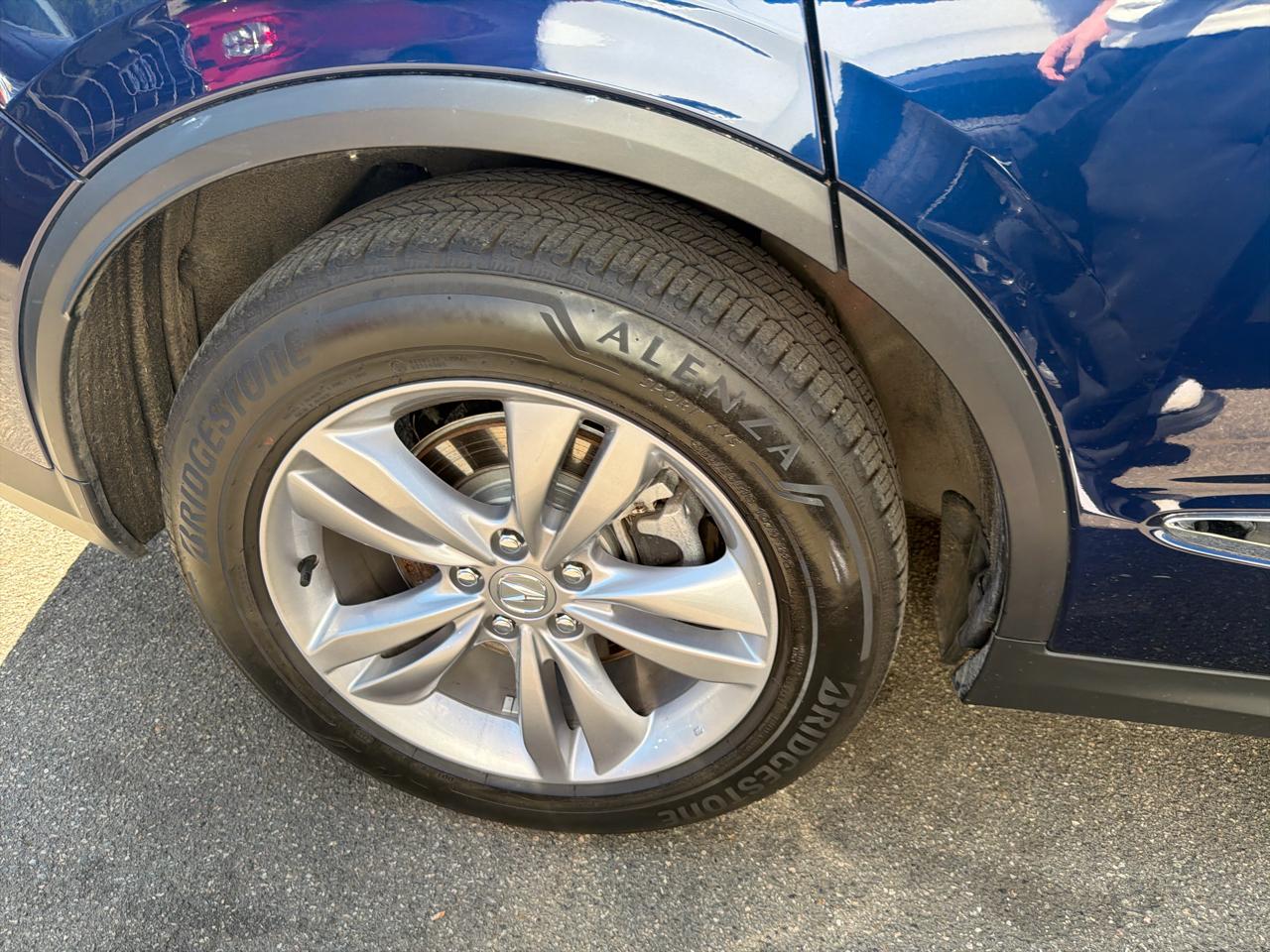 Acura MDX SH-AWD 2024