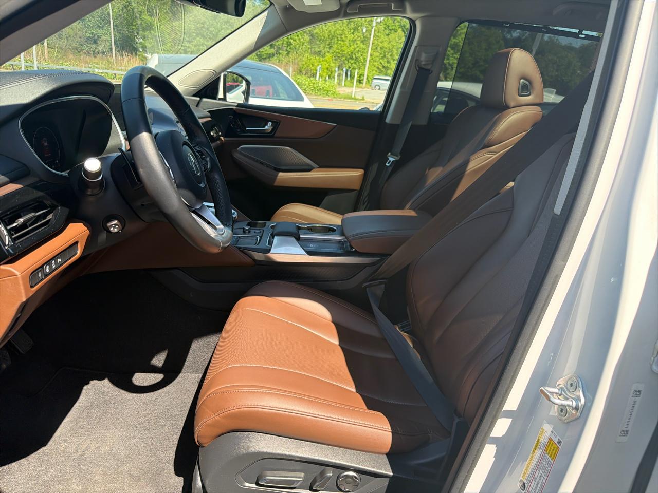 Acura MDX SH-AWD w/Technology Package 2023