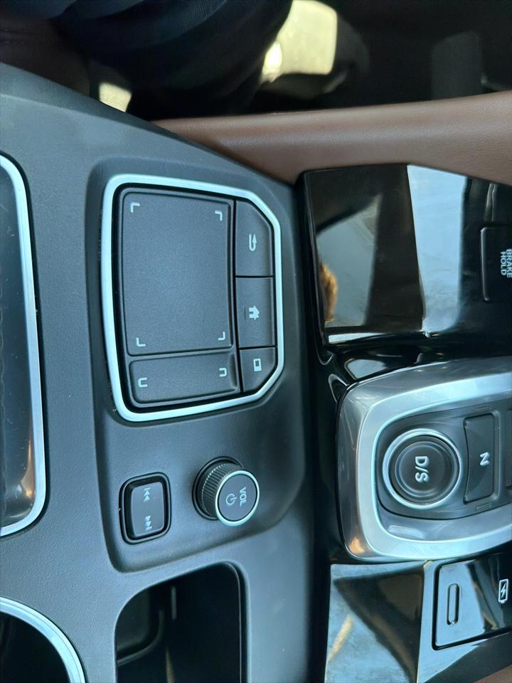 Acura MDX SH-AWD w/Technology Package 2023