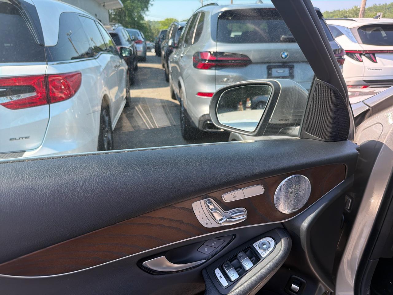 Mercedes-Benz GLC GLC 300 4MATIC SUV 2020