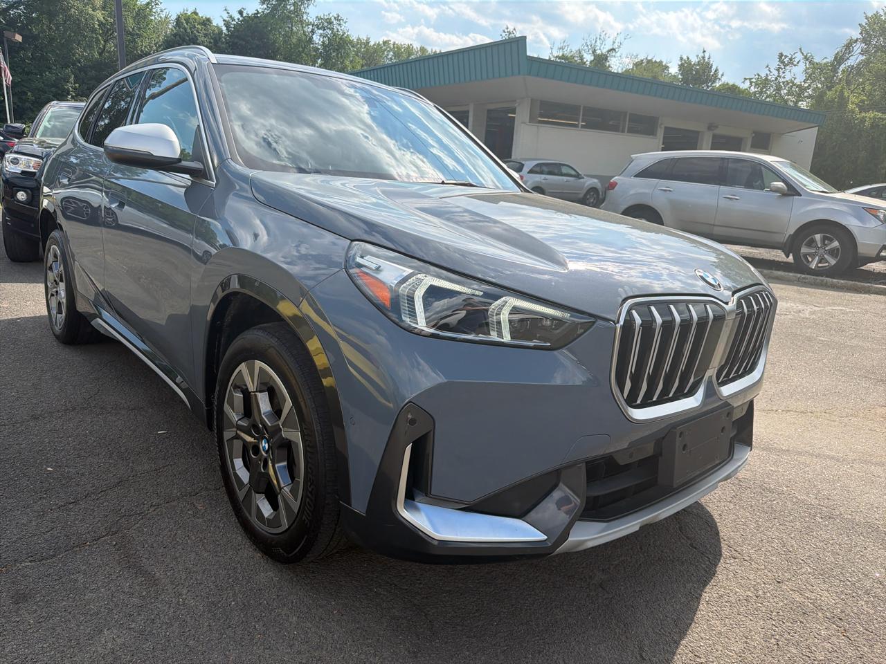 BMW X1 xDrive28i Sports Activity Vehicle 2023
