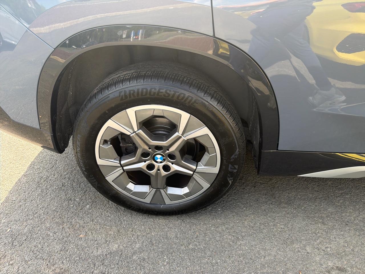BMW X1 xDrive28i Sports Activity Vehicle 2023