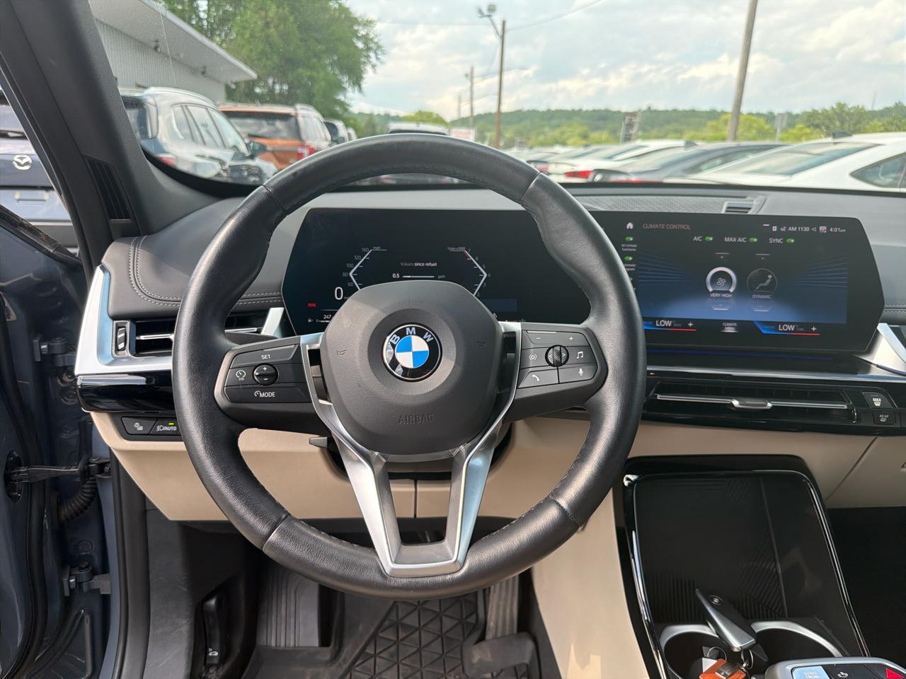 BMW X1 xDrive28i Sports Activity Vehicle 2023