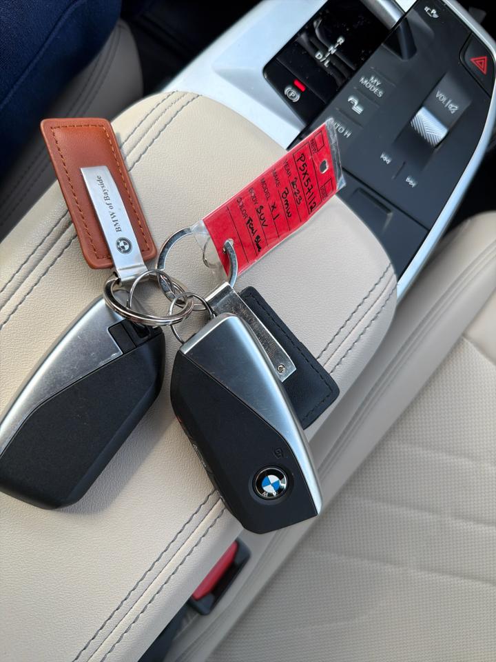 BMW X1 xDrive28i Sports Activity Vehicle 2023