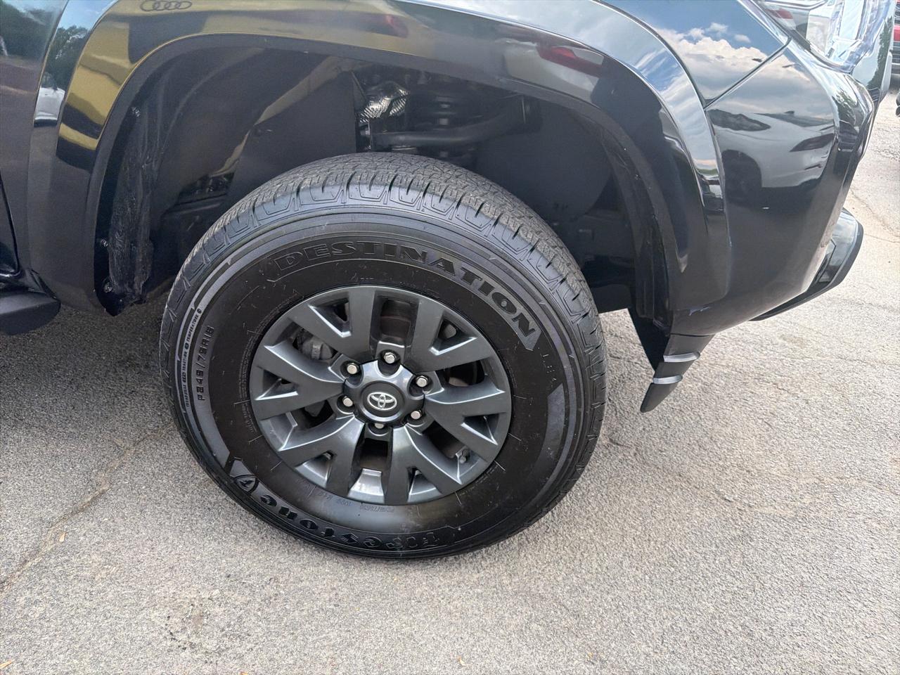 Toyota Tacoma 4WD  2023