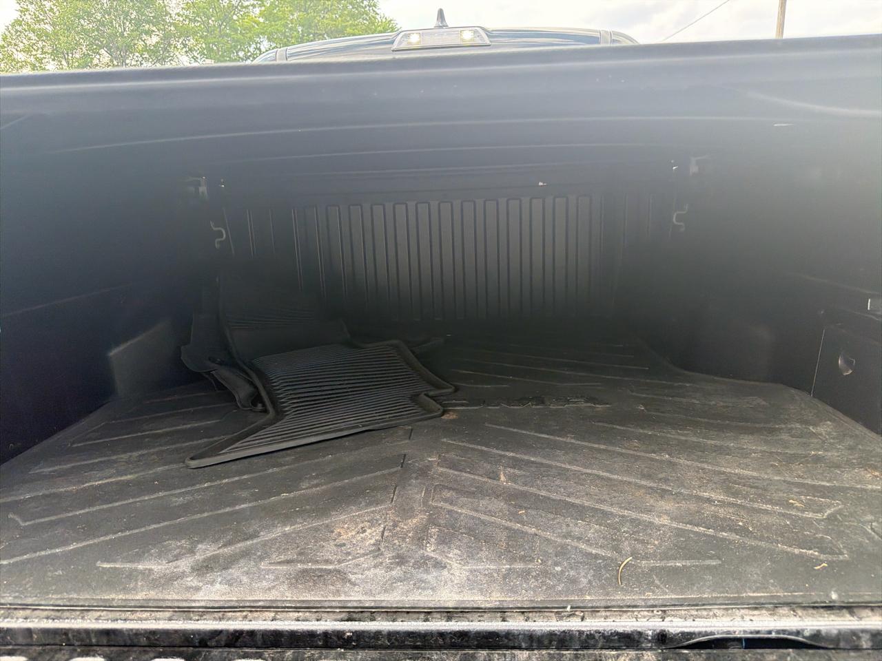 Toyota Tacoma 4WD  2023