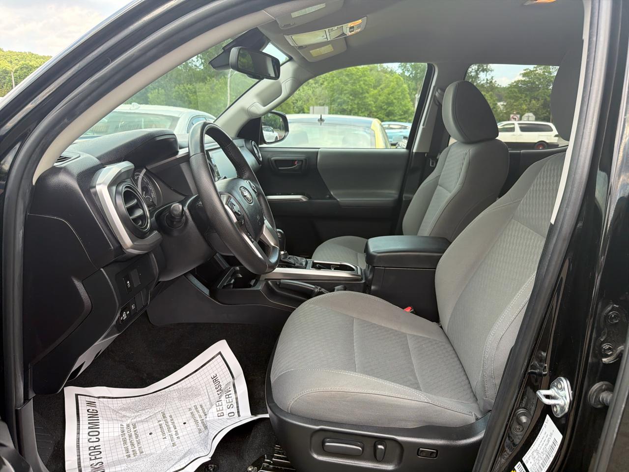 Toyota Tacoma 4WD  2023