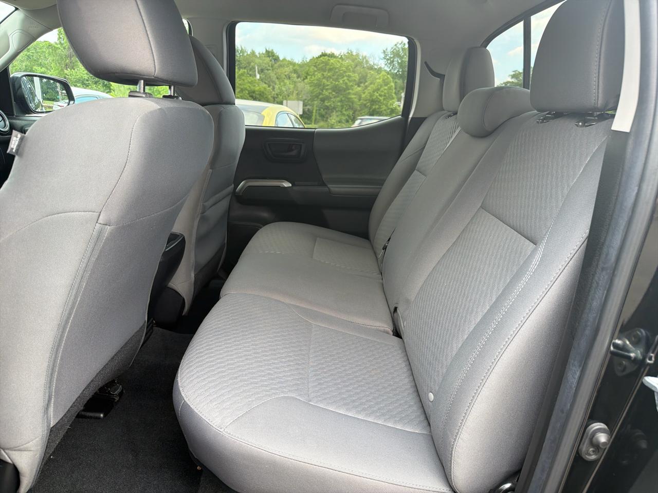 Toyota Tacoma 4WD  2023