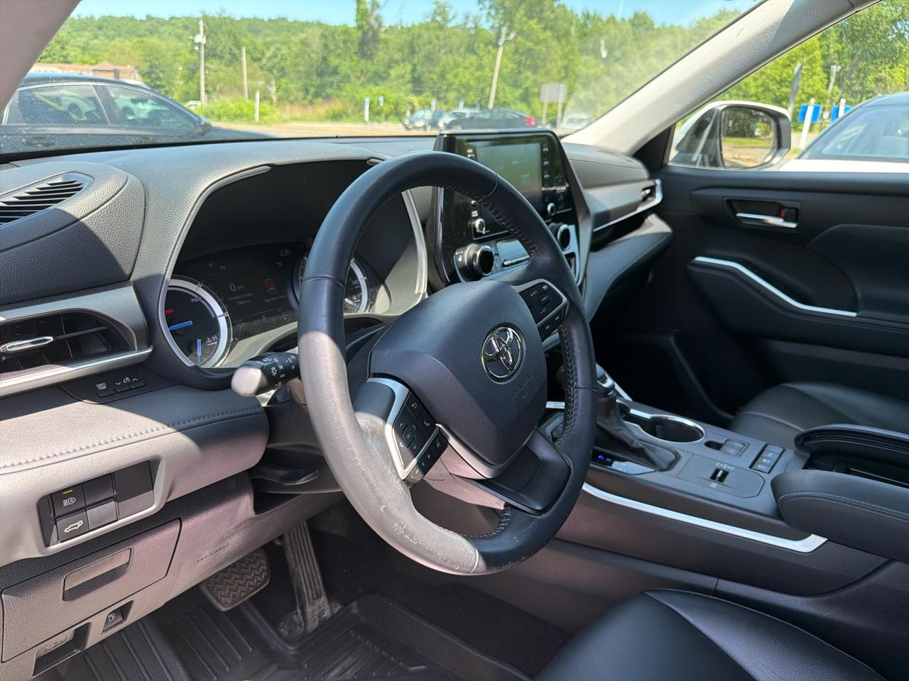 Toyota Highlander Hybrid XLE AWD (Natl) 2022
