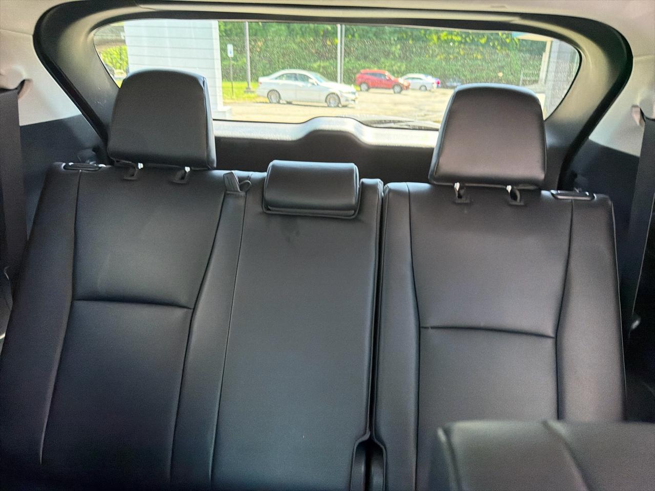 Toyota Highlander Hybrid XLE AWD (Natl) 2022
