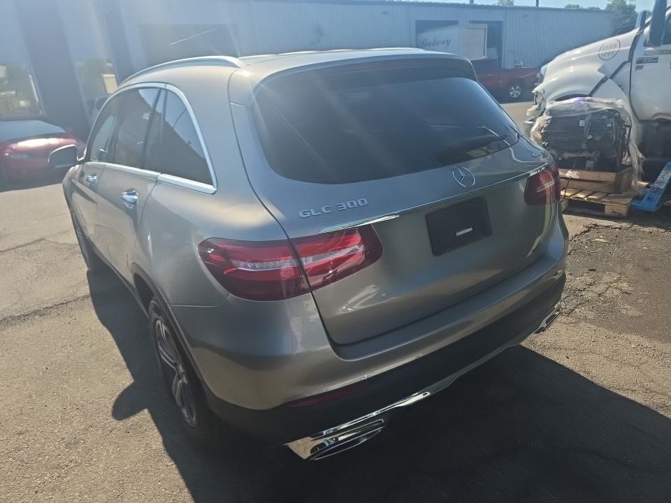 Mercedes-Benz GLC GLC 300 4MATIC SUV 2019