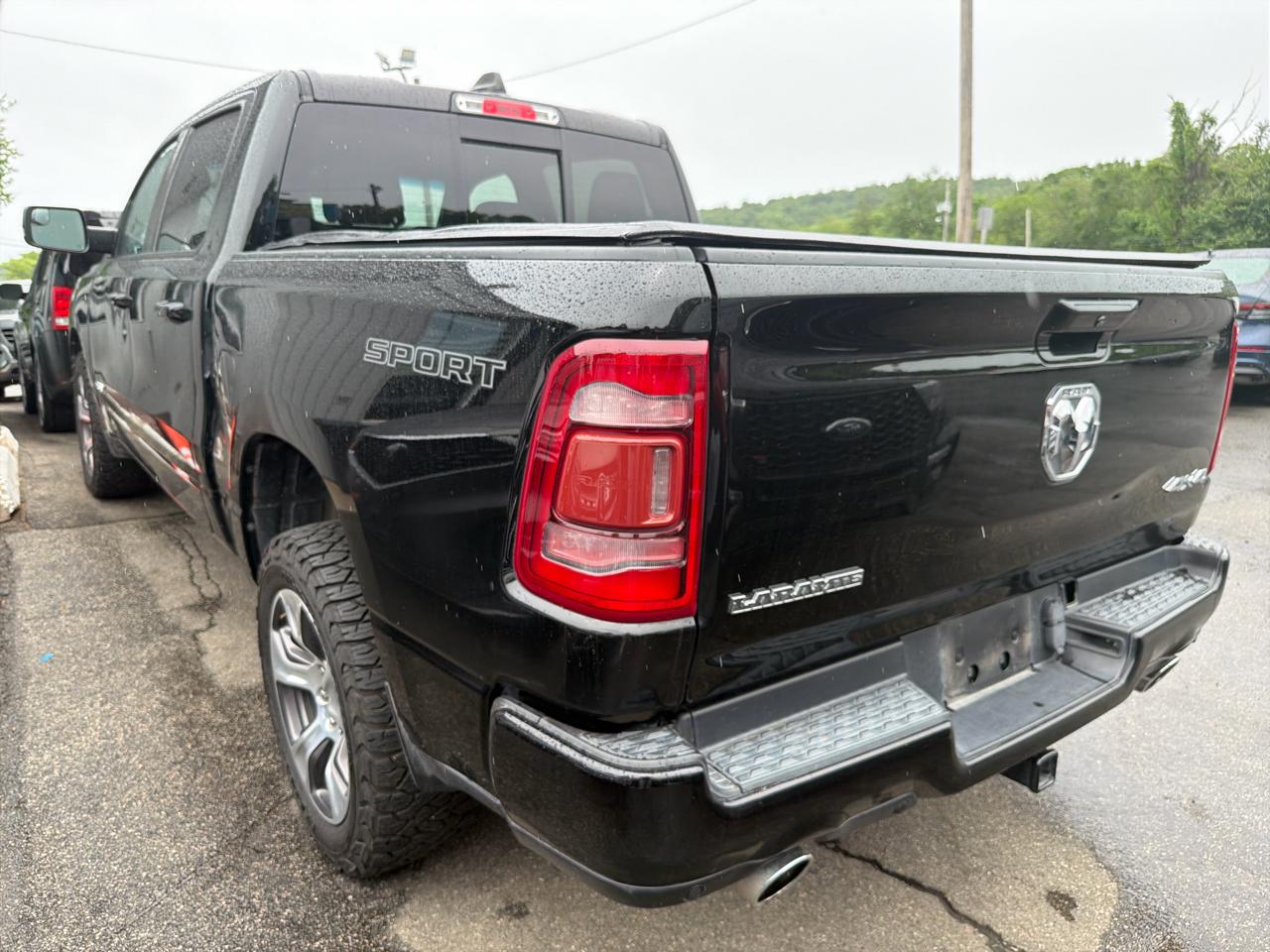 RAM 1500 Laramie 4x4 Crew Cab 5'7" Box 2023