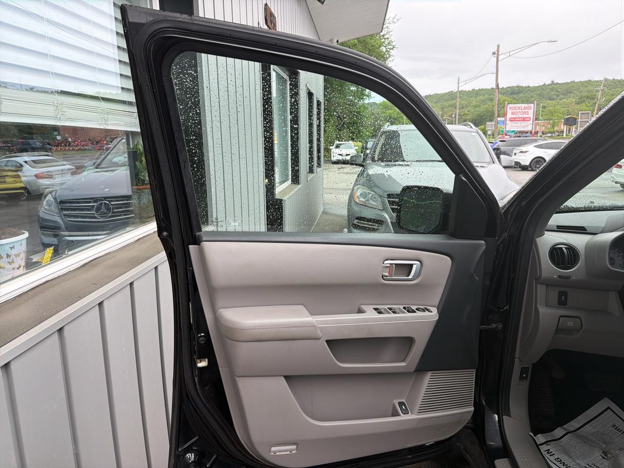 Honda Pilot 4WD 4dr EX-L 2012