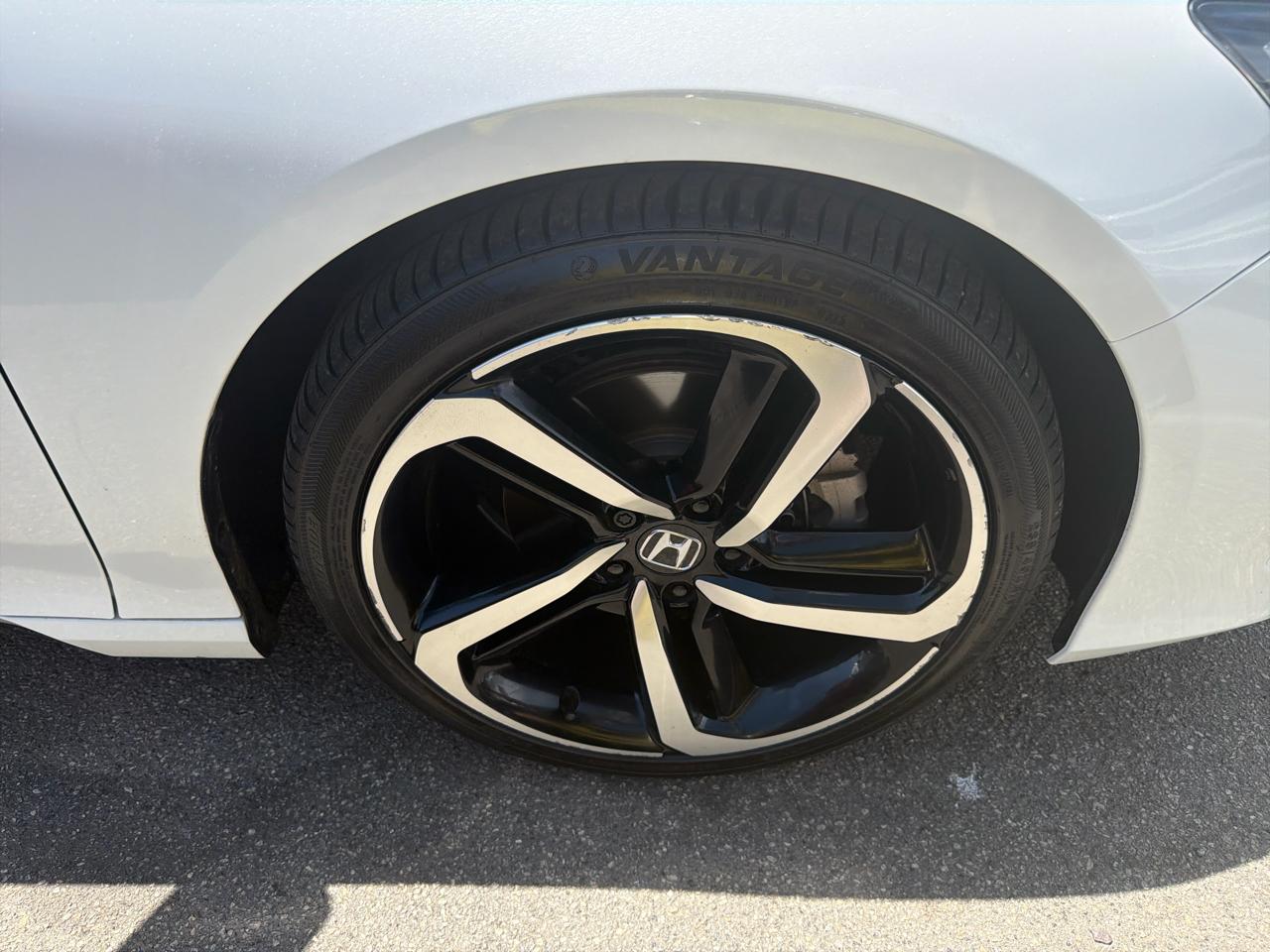 Honda Accord Sedan Sport 2.0T Auto 2022