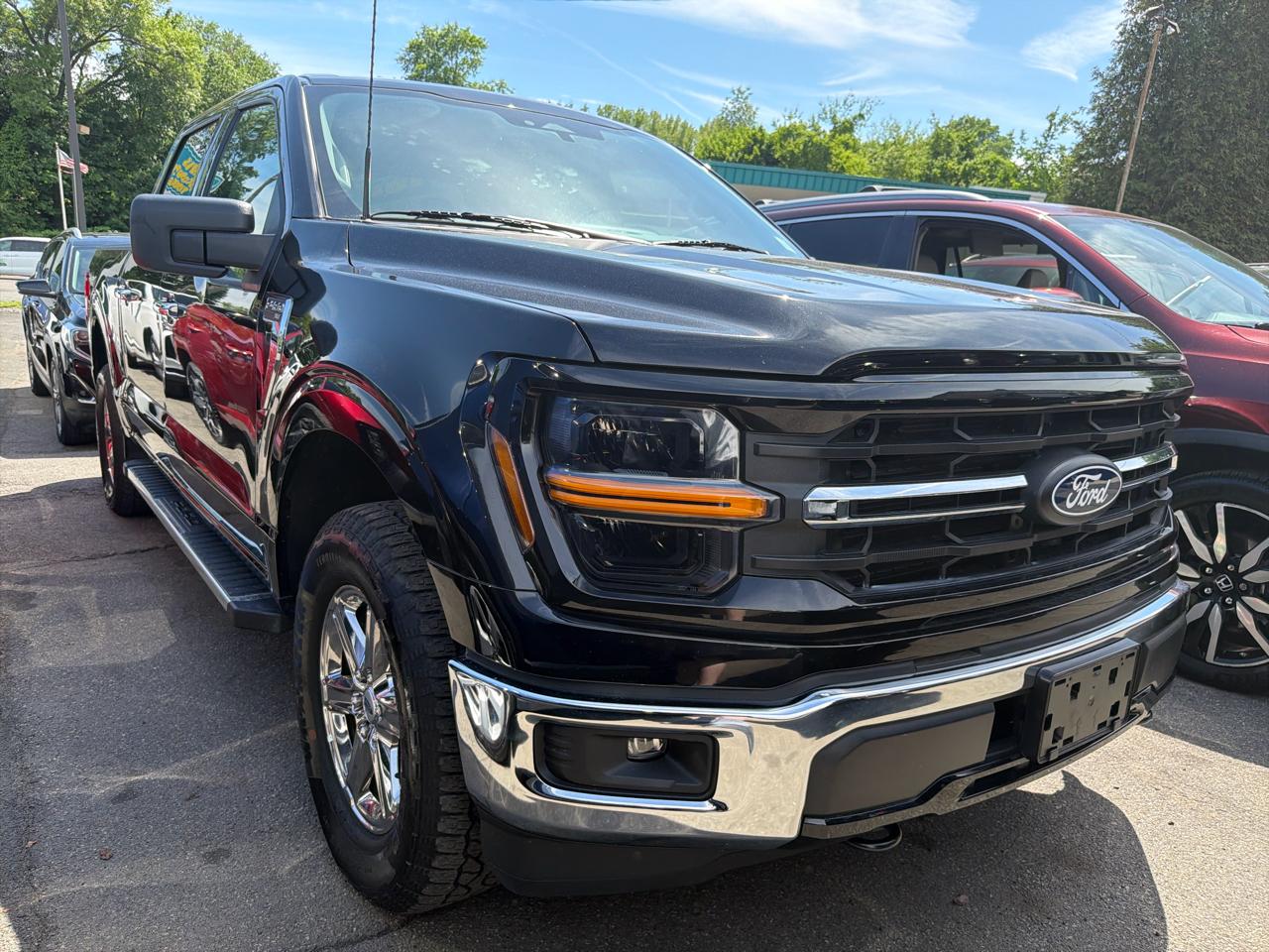 Ford F-150 XLT 4x4 SuperCrew 2025