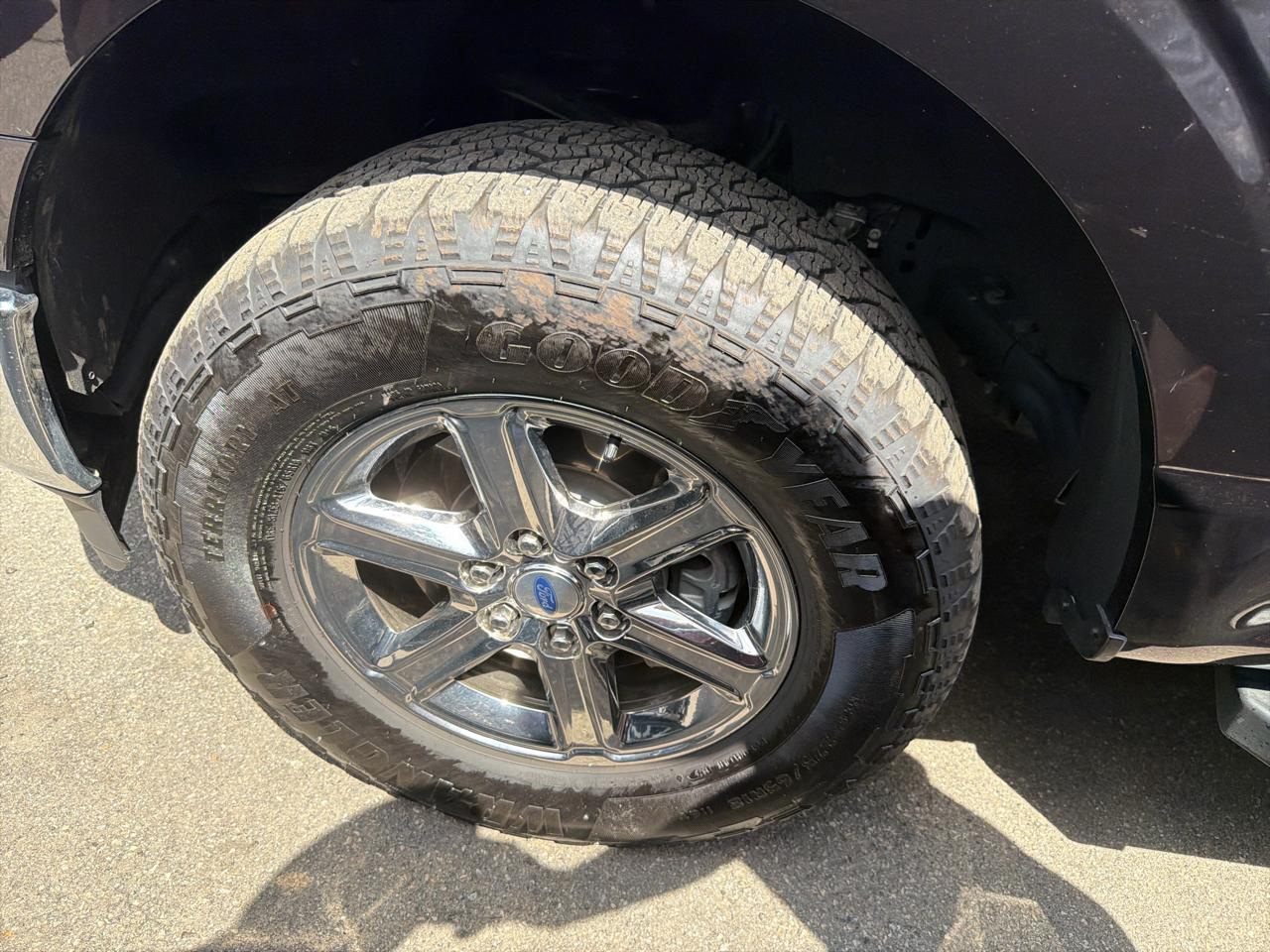 Ford F-150 XLT 4x4 SuperCrew 2025