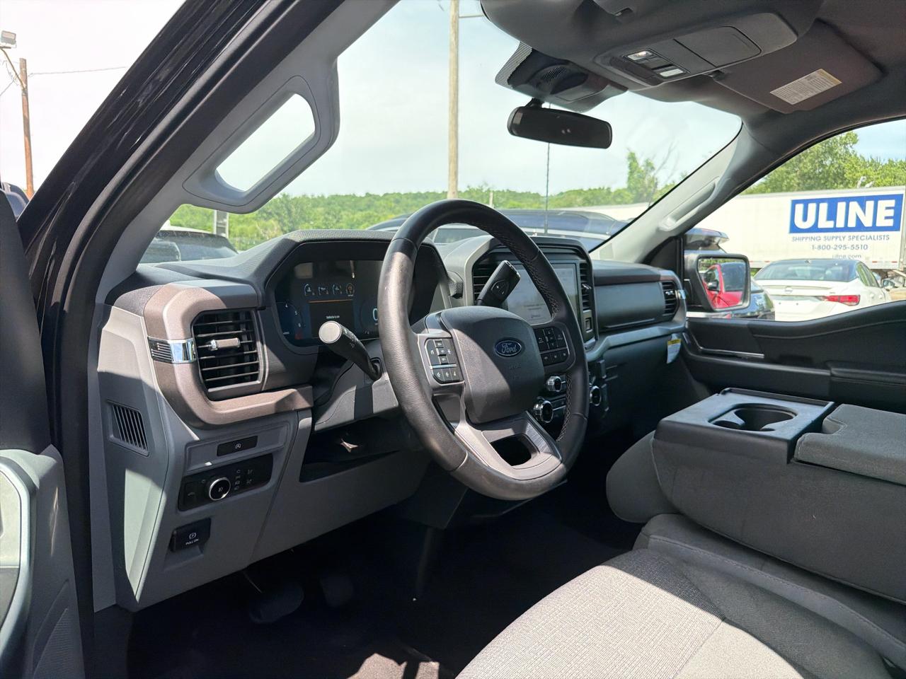 Ford F-150 XLT 4x4 SuperCrew 2025