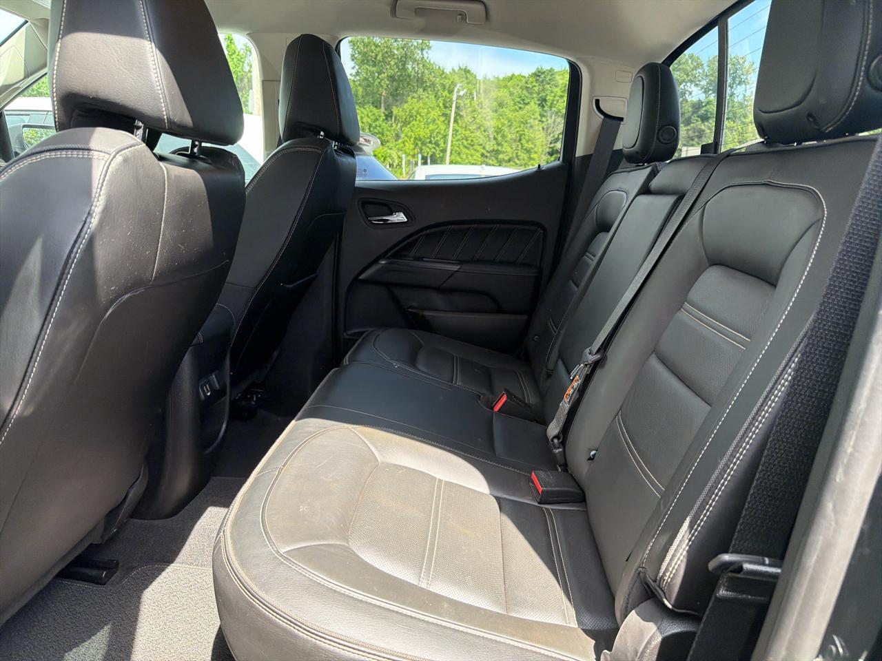 GMC Canyon 4WD Crew Cab Denali 2021