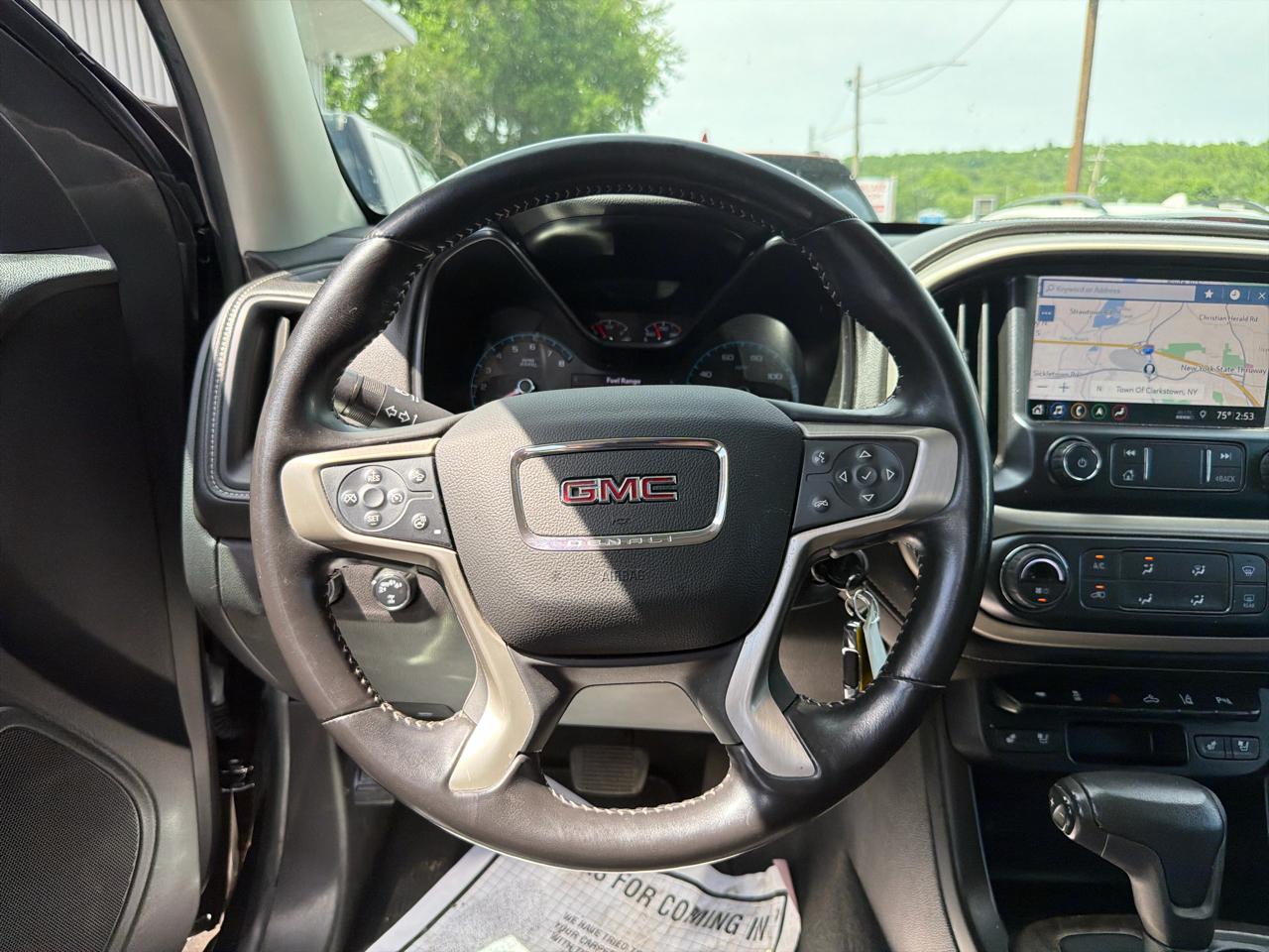 GMC Canyon 4WD Crew Cab Denali 2021