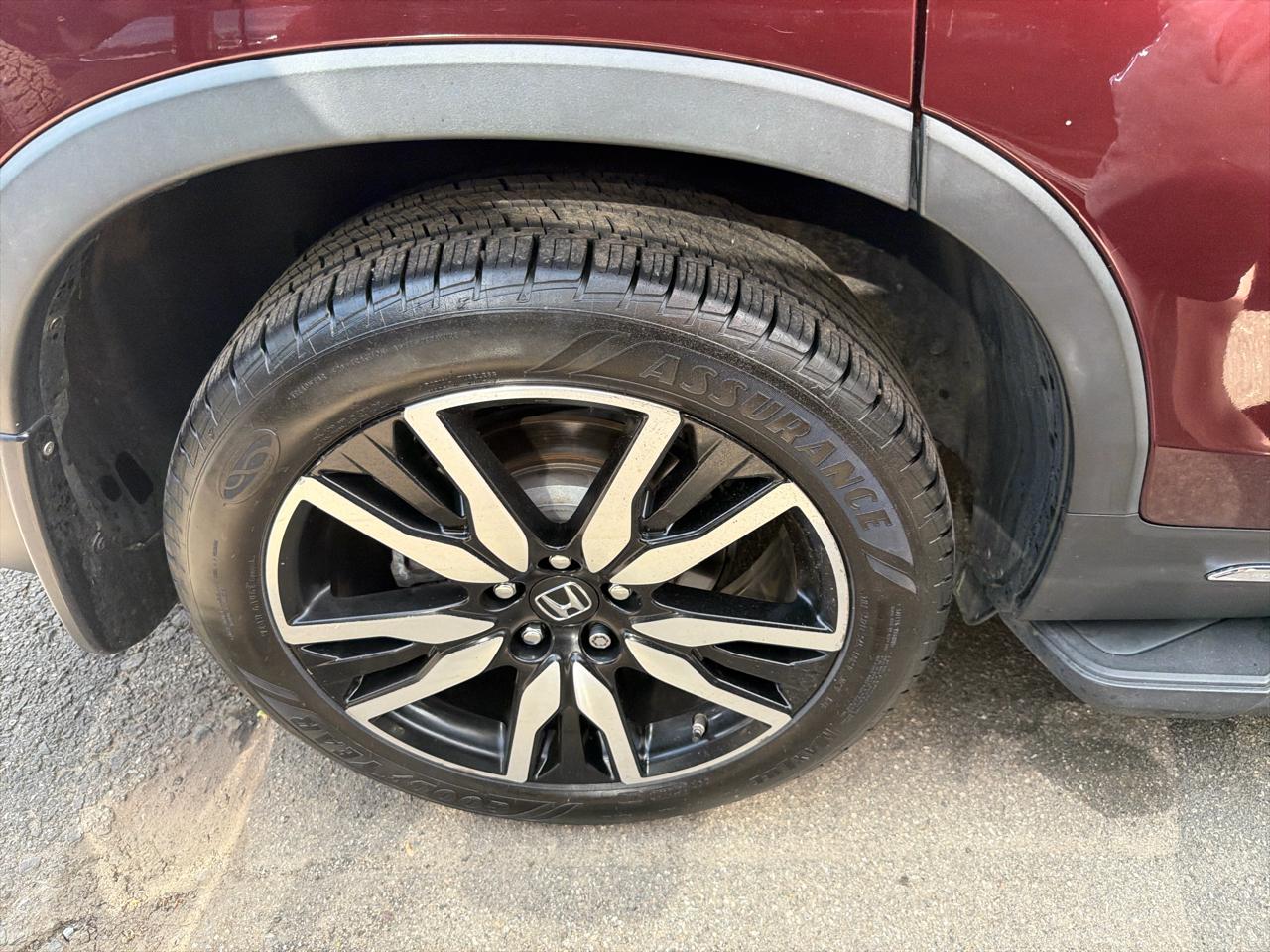Honda Pilot Touring 7-Passenger AWD 2020