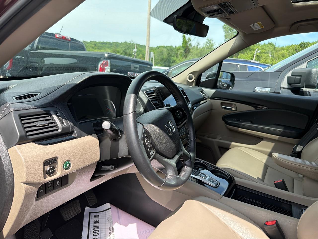 Honda Pilot Touring 7-Passenger AWD 2020