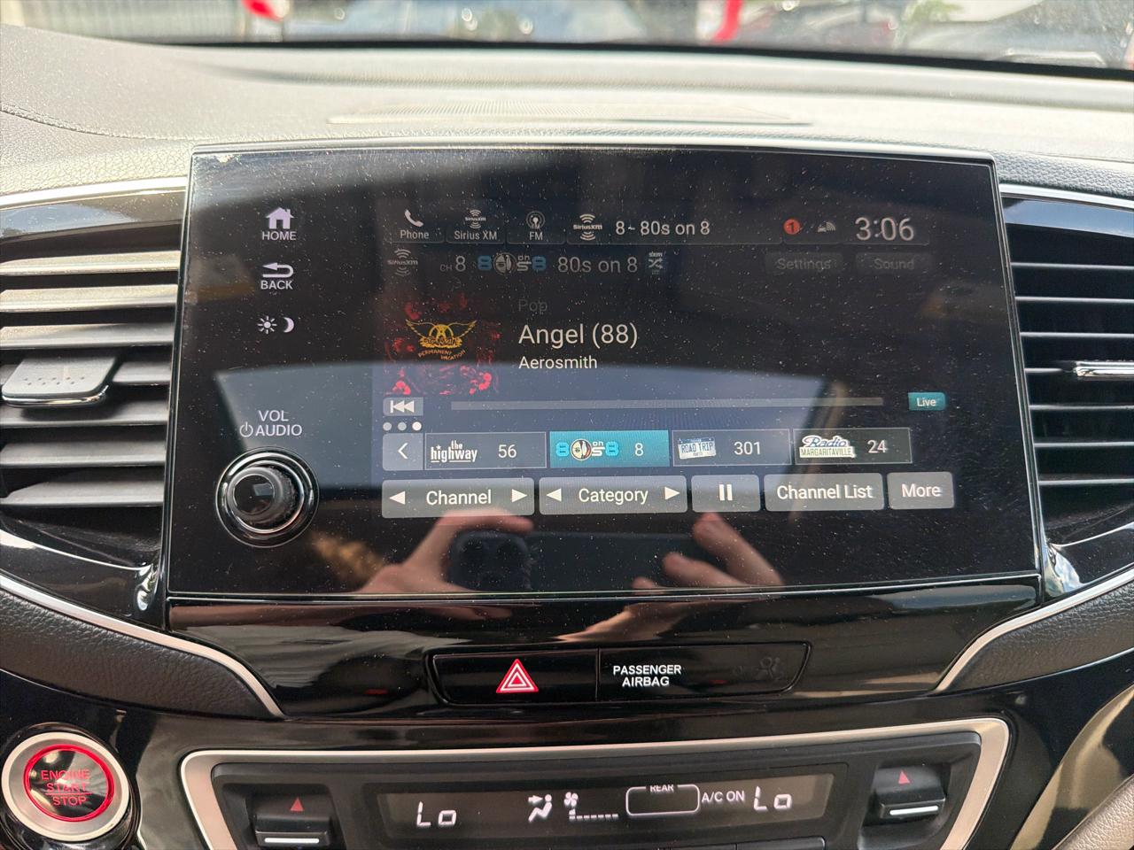 Honda Pilot Touring 7-Passenger AWD 2020