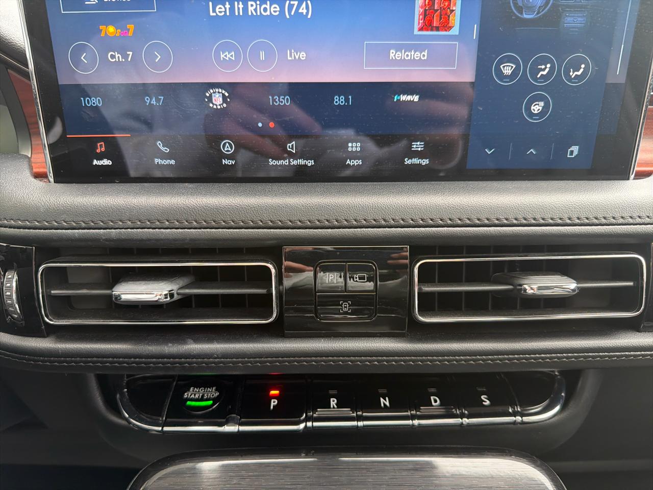 Lincoln Nautilus Reserve AWD 2023