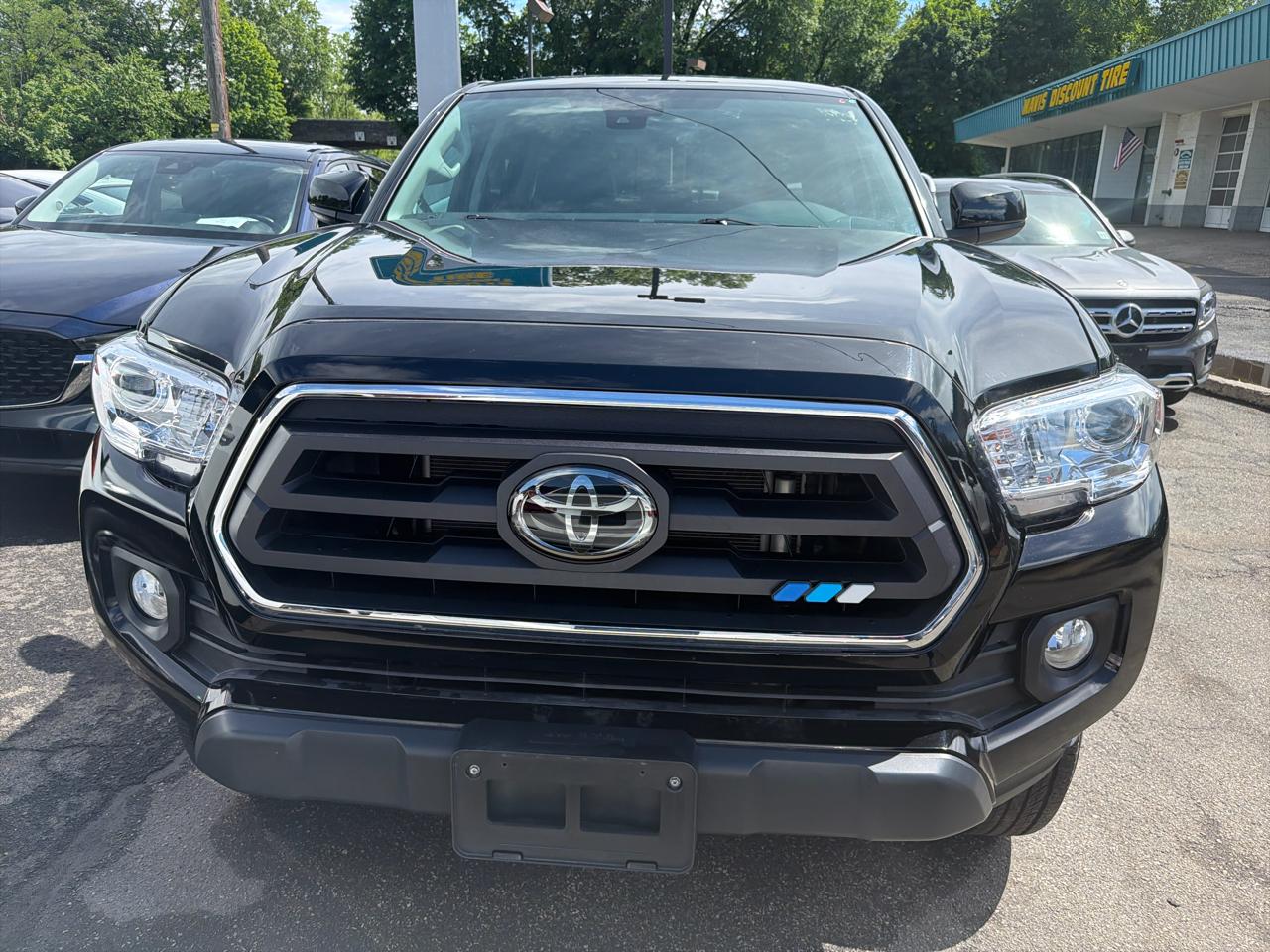 Toyota Tacoma 4WD TRD Off Road Double Cab 5' Bed V6 MT (Natl) 2023