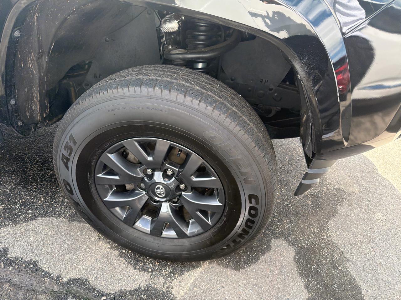 Toyota Tacoma 4WD TRD Off Road Double Cab 5' Bed V6 MT (Natl) 2023