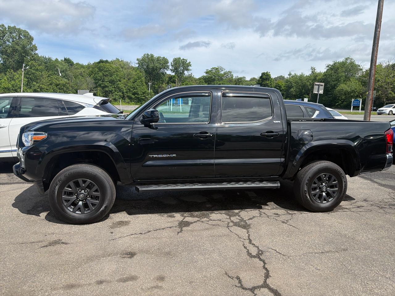 Toyota Tacoma 4WD TRD Off Road Double Cab 5' Bed V6 MT (Natl) 2023