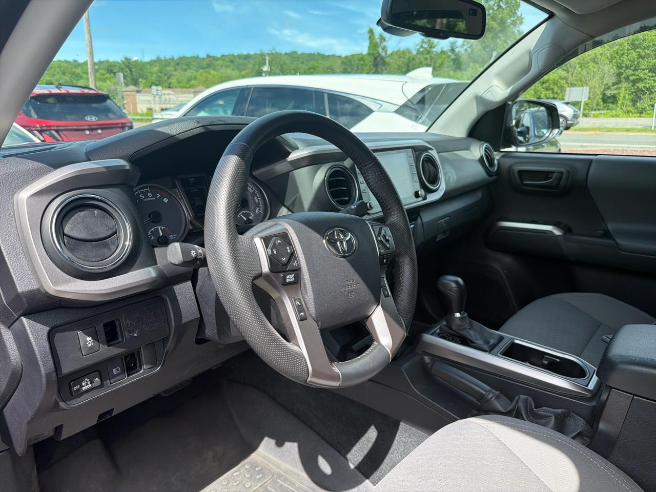 Toyota Tacoma 4WD TRD Off Road Double Cab 5' Bed V6 MT (Natl) 2023