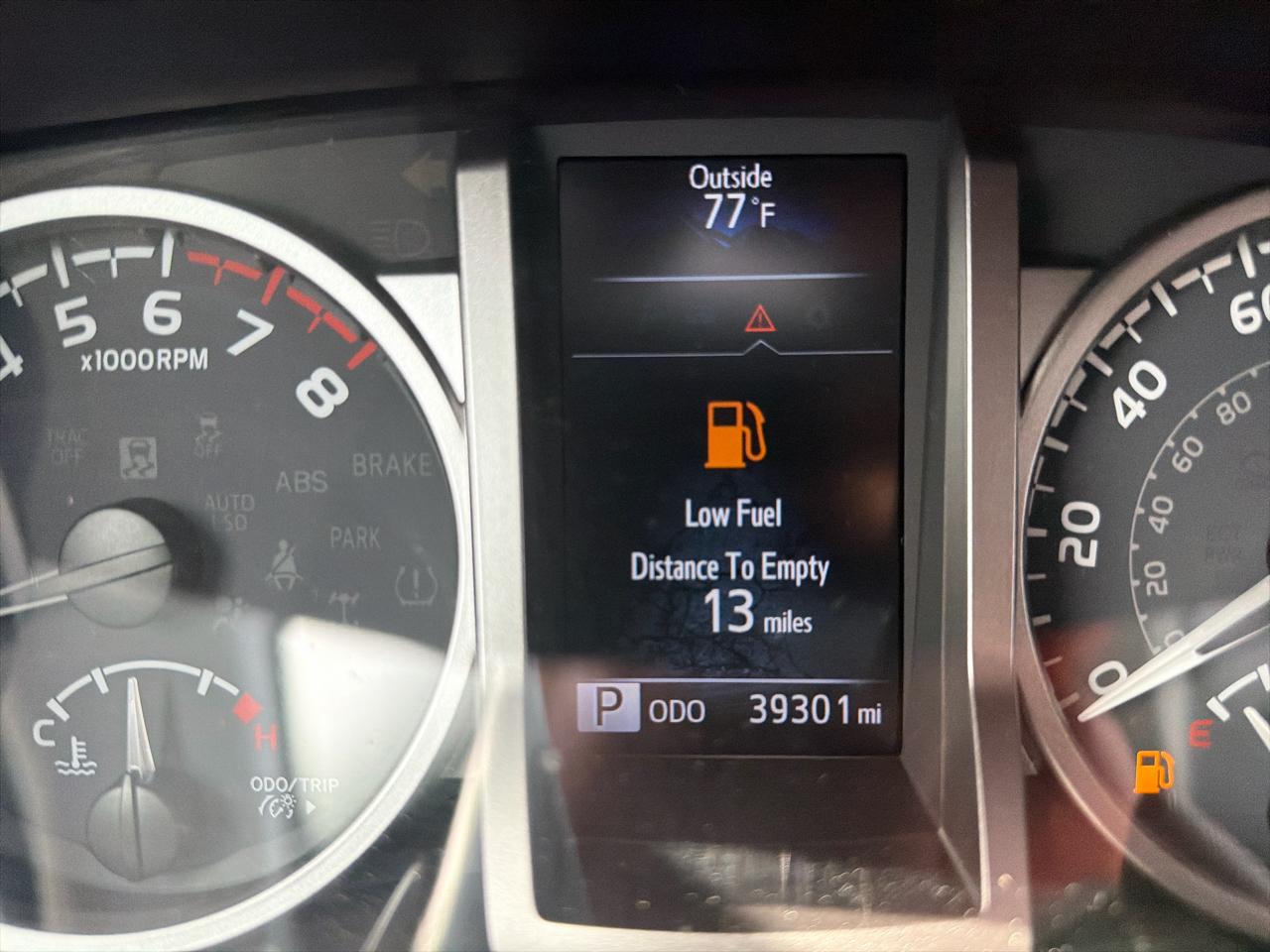 Toyota Tacoma 4WD TRD Off Road Double Cab 5' Bed V6 MT (Natl) 2023