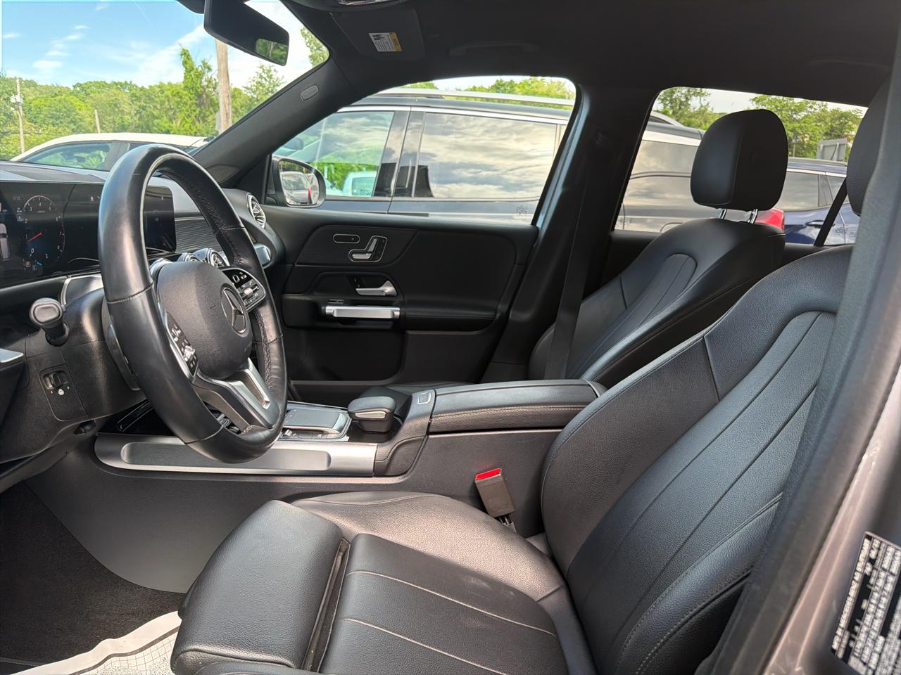 Mercedes-Benz GLB GLB 250 4MATIC SUV 2023