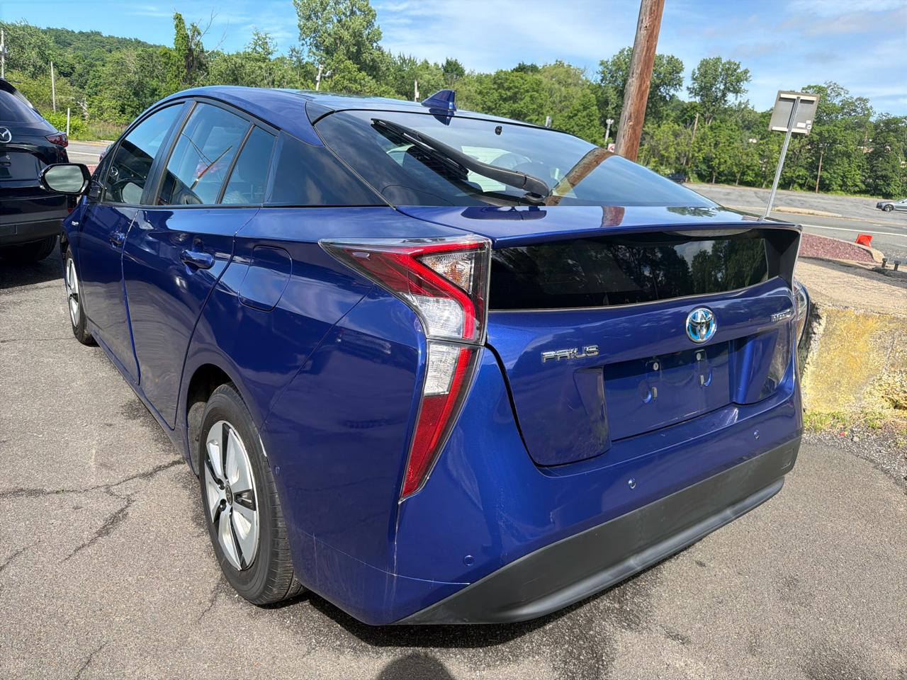 Toyota Prius Three Touring (Natl) 2018