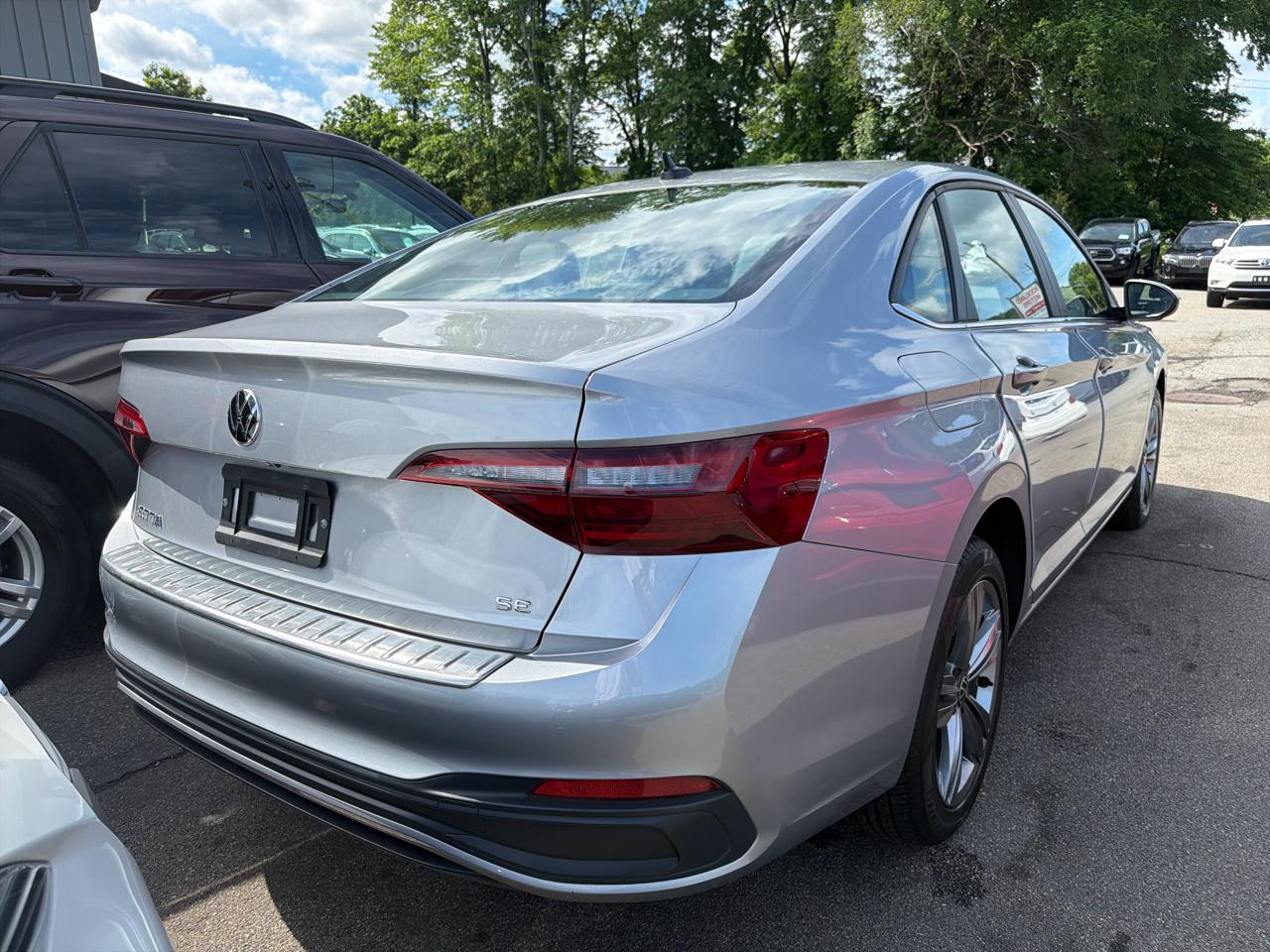 Volkswagen Jetta SE Auto 2023
