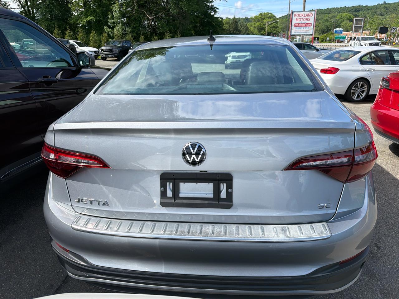 Volkswagen Jetta SE Auto 2023