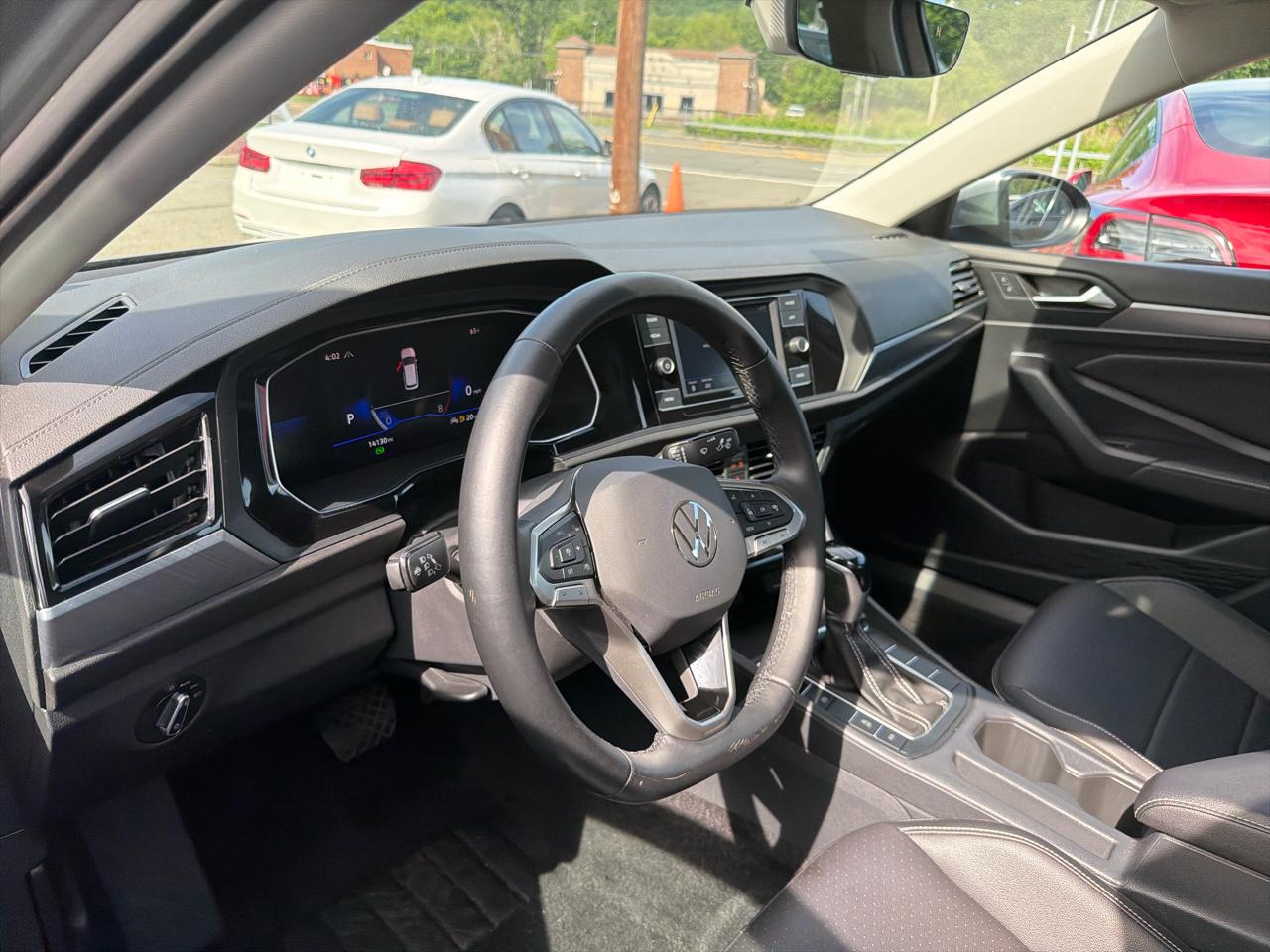 Volkswagen Jetta SE Auto 2023